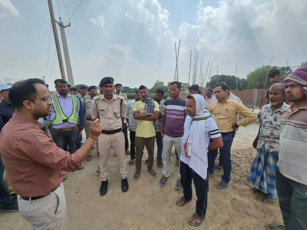 रैयतों को मुआवजे के लिए दिघवारा में दो दिनों का विशेष शिविर का होगा आयोजन:डीएम