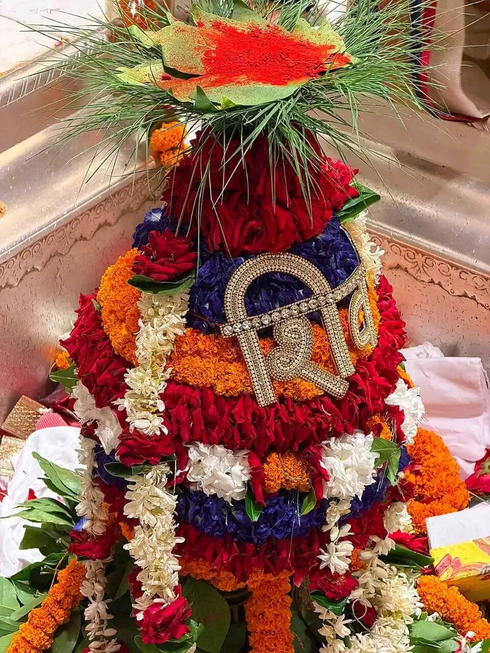 सावन का पहला सोमवार: श्री काशी विश्वनाथ धाम में उमड़ा आस्था का सैलाब, ‘कंकर-कंकर शंकर’ का अद्भुत नजारा