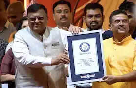 कोलकाता के ईडन गार्डंस में भव्य महालया उत्सव, आस्था और लोक संस्कृति के संगम से जगमगा उठा आसमान