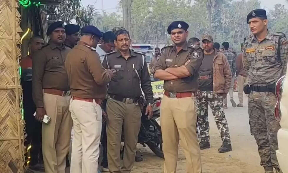 जमीन विवाद में मुरारी यादव को मारी गोली, हालत गंभीर