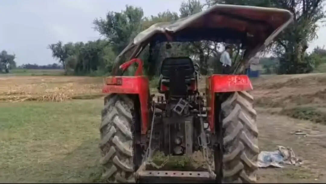 ट्रैक्टर पलटने से वार्ड पंच कीमौत