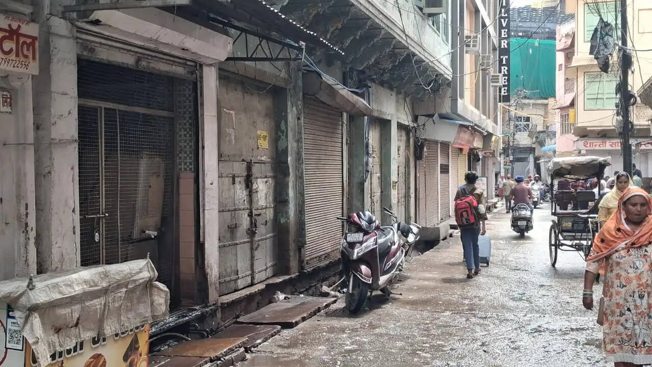 आनासागर झील को बचाने की मांग पर अजमेर बंद, बाजारों में सन्नाटा