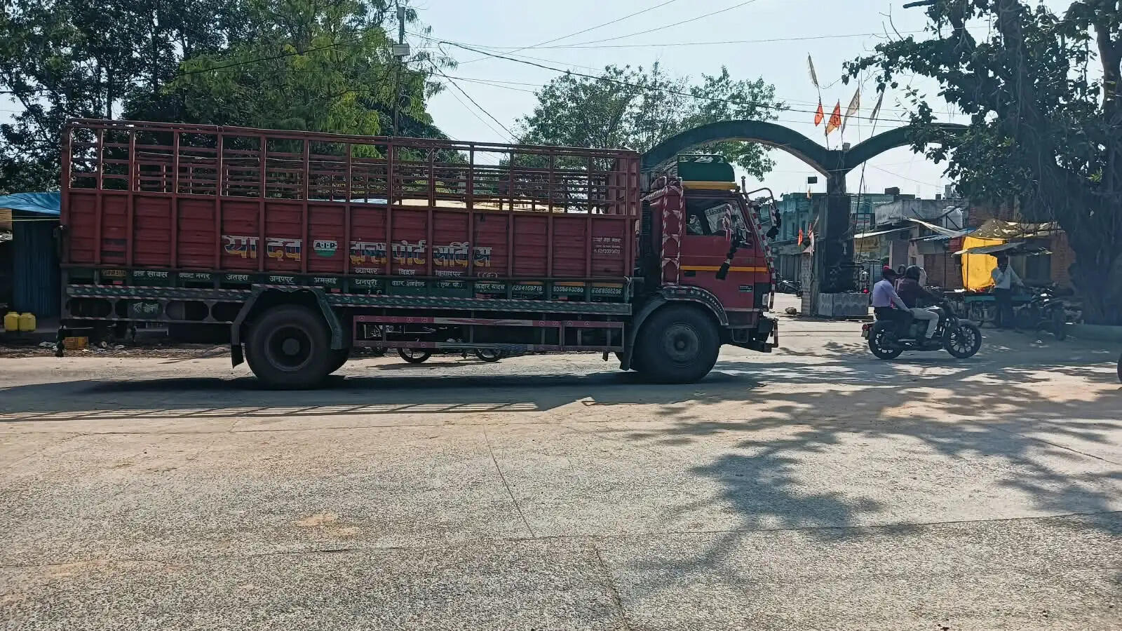 अनूपपुर: नो-एंट्री में भारी वाहनों की आवाजाही से यातायात की कार्यप्रणाली से बदनाम हो रहा जिला