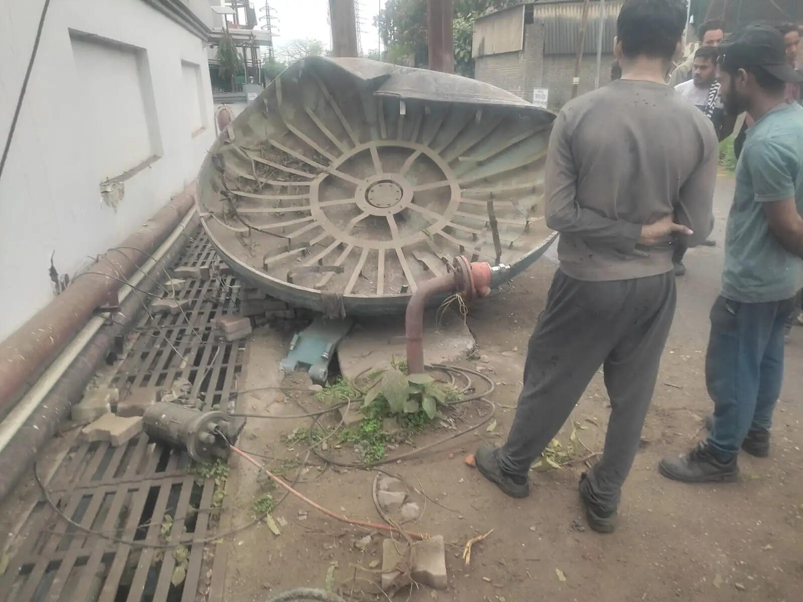 कालाअंब में फैक्ट्री में बॉयलर फटने से हड़कंप, धमाके से मशीनरी के उड़े परखच्चे