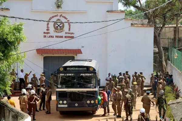 श्रीलंका की नेगोम्बो जेल में हिंसक झड़प, 25 की मौत और 100 से अधिक घायल