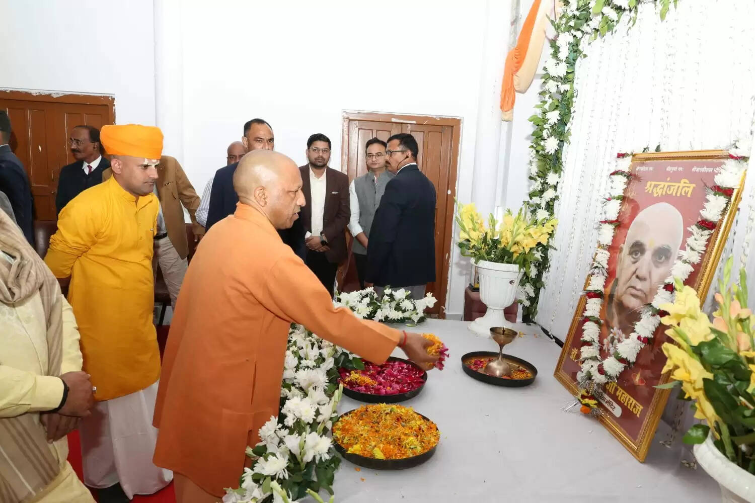 मानव जीवन के कल्याण का धर्म है सनातन : योगी आदित्यनाथ