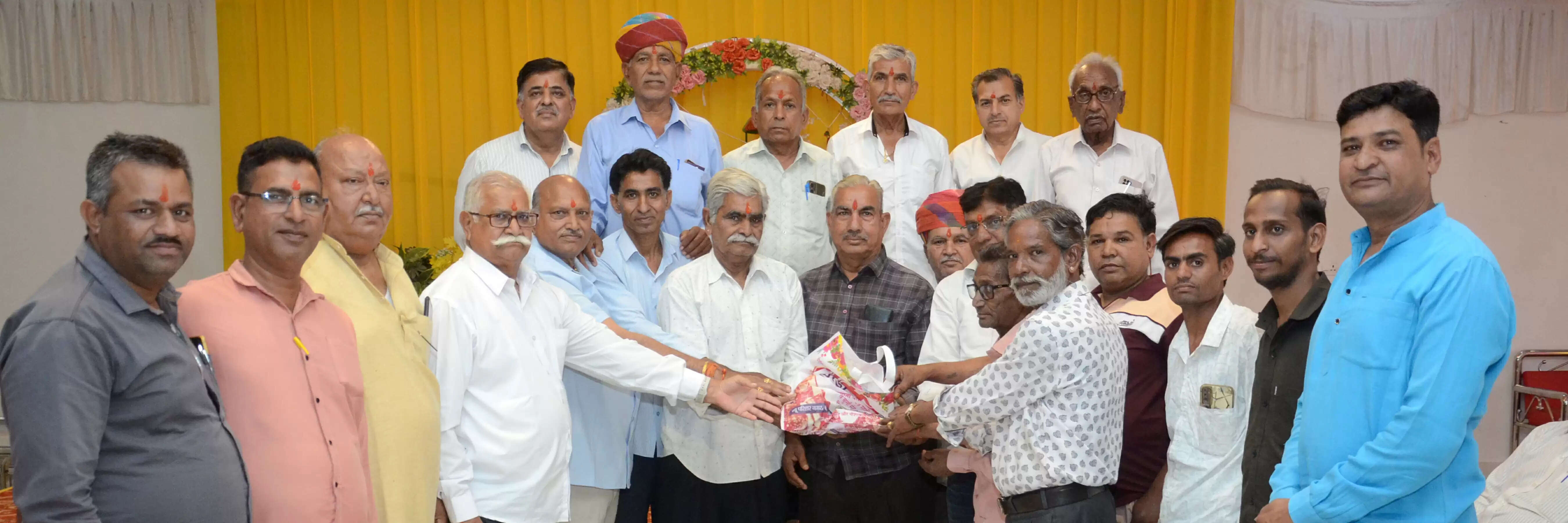 सामूहिक विवाह अक्षय तृतीय बीस को, शगुन के नारियल भेजे