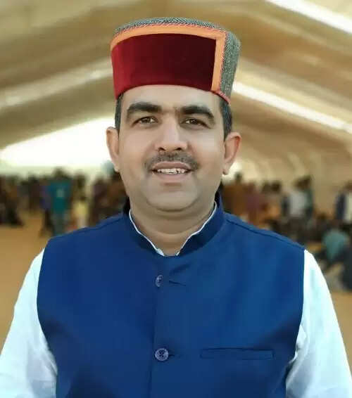 सर्वजन कल्याण सभा करेगी मेधावियों को सम्मानित : नवीन शर्मा