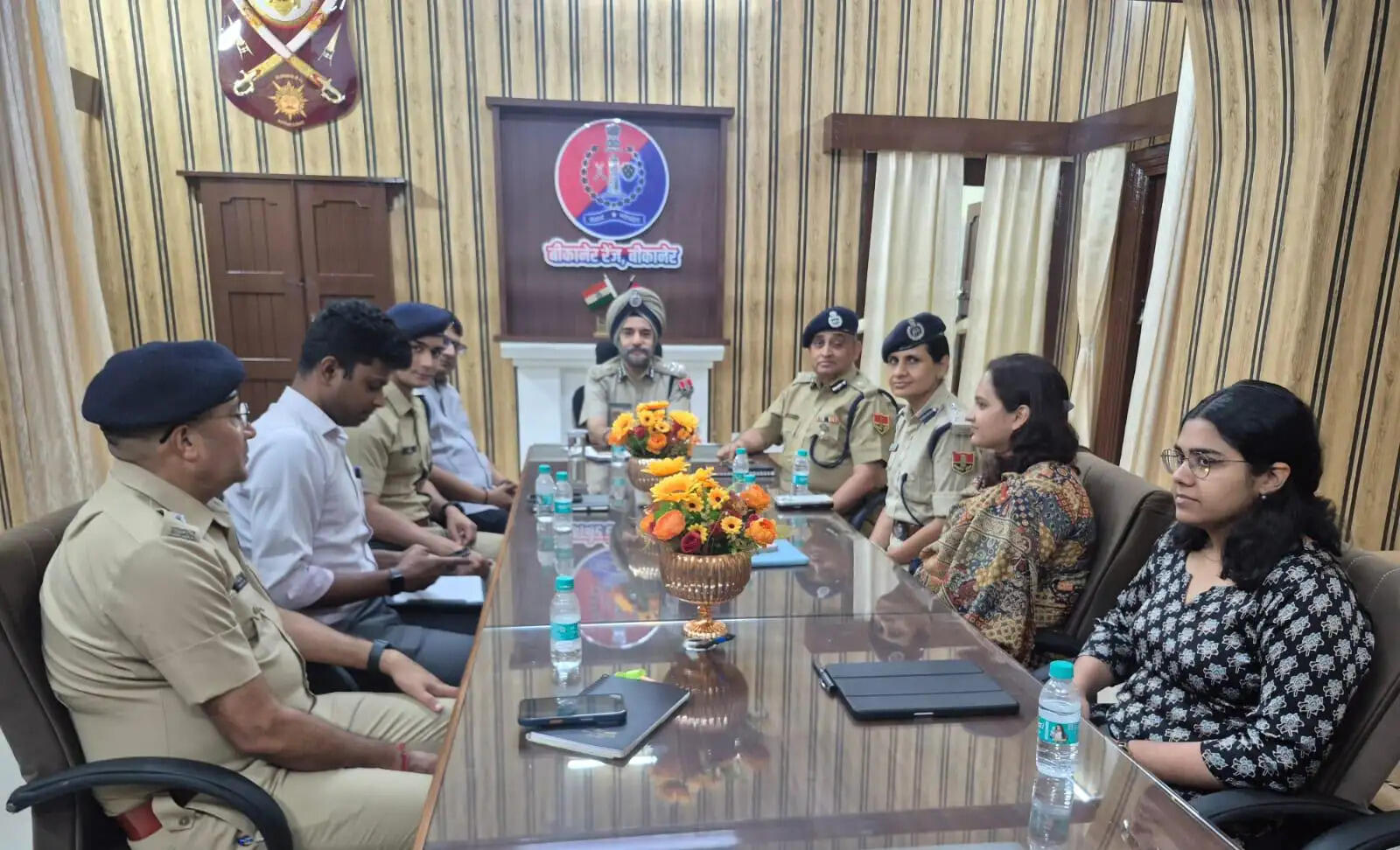 राज्य स्तरीय स्वतंत्रता दिवस समारोह : एडीजी पुलिस रुपिंदर सिंह ने कानून एवं सुरक्षा व्यवस्थाओं को लेकर ली समीक्षा बैठक