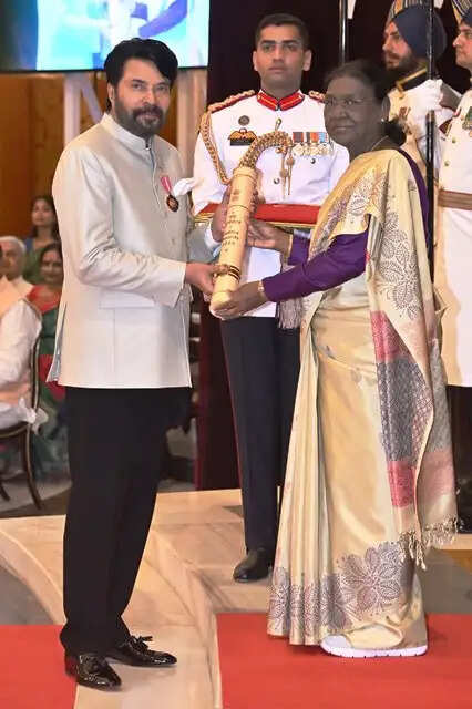 ममूटी, अलका याज्ञनिक, रोहित शर्मा और आर. माधवन समेत 64 हस्तियों को पद्म सम्मान