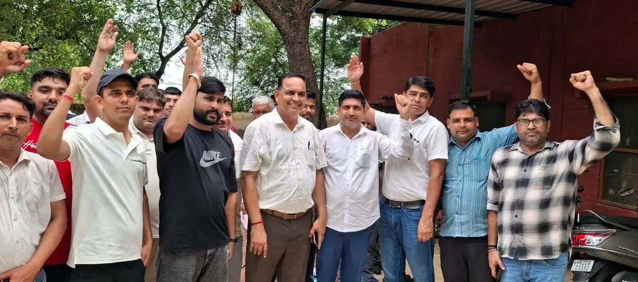 हिसार : सरकार से वार्ता बेनतीजा, बिजली कर्मचारियों ने हड़ताल का किया ऐलान