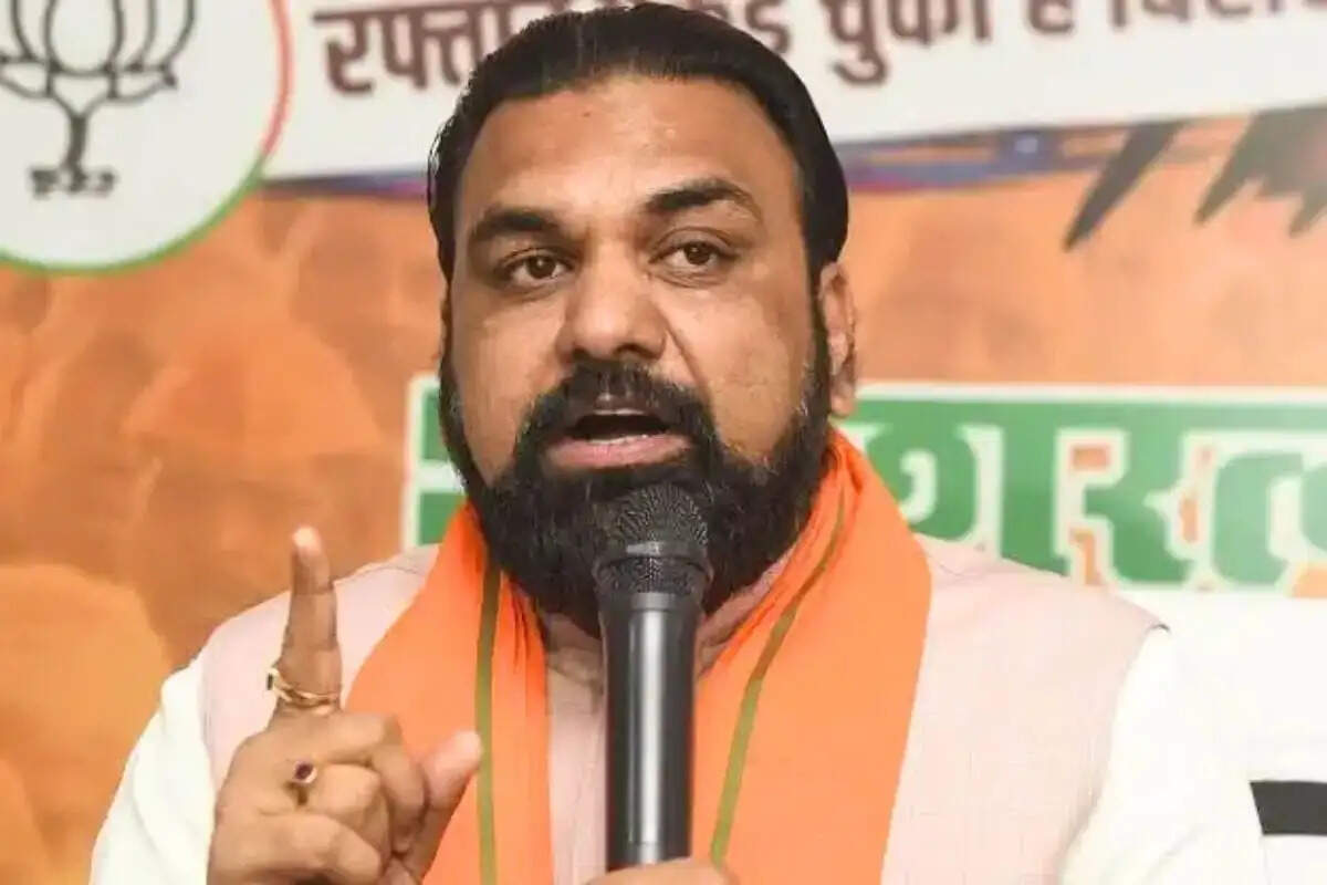 राज्य के निजी स्कूल पर सम्राट सरकार ने कसा नकेल,किताबें-यूनिफॉर्म एवं फीस पर दिये कड़े निर्देश