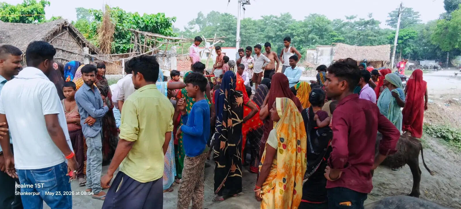 चोरी की वारदात बनी खूनी संघर्ष: बदमाशाें से भिड़े परिजन व ग्रामीण, पिटाई से हिस्ट्रीशीटर की मौत