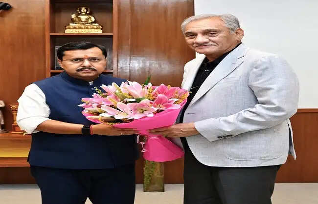 विजय बहुगुणा ने भाजपा के राष्ट्रीय अध्यक्ष&nbsp; से की मुलाकात