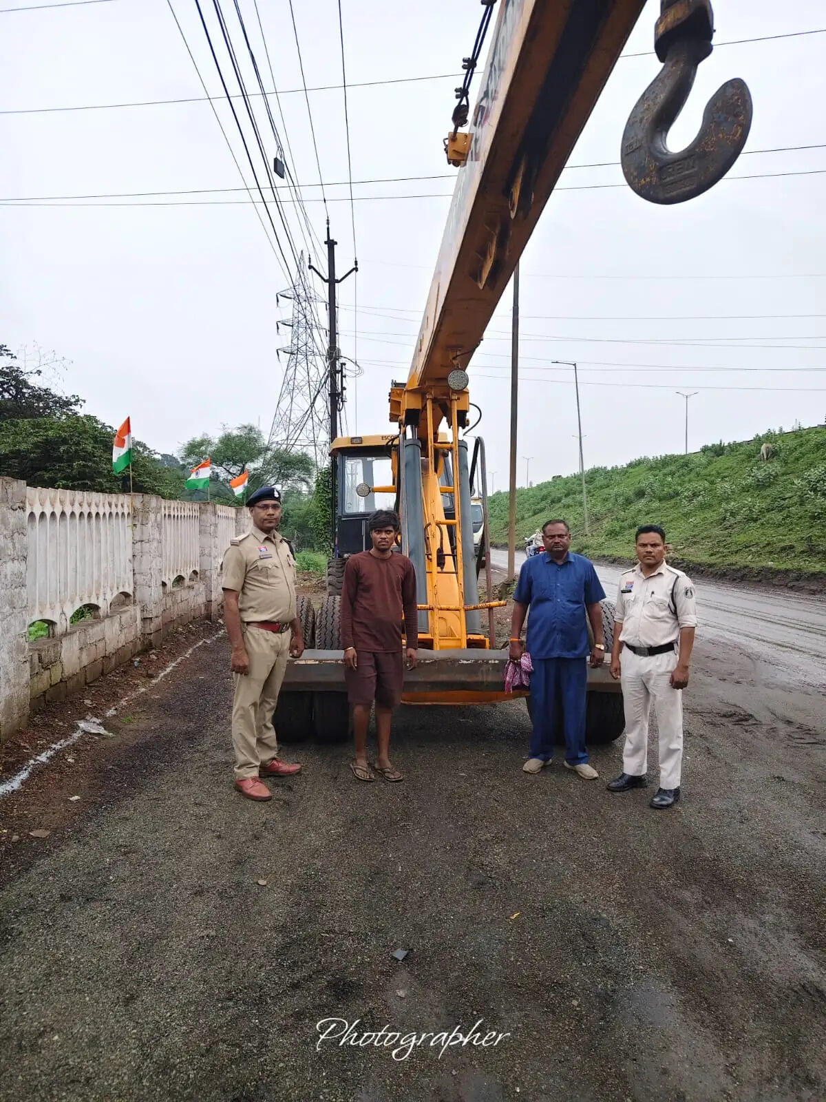 रायपुर : सिलतरा पुलिस की बड़ी कार्रवाई, भारी मात्रा में स्पंज, स्क्रैप और कॉइल सहित चार वाहन जब्त