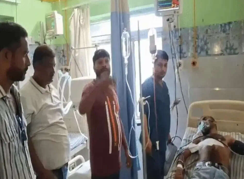 दिनदहाड़े युवक को मारी गोली, सीने में फंसी गोली ऑपरेशन कर निकाली गई
