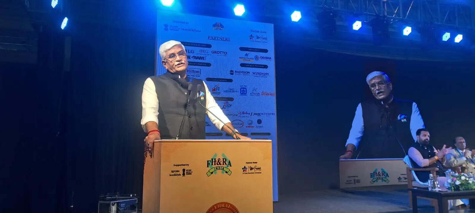 नेशनल जीडीपी में टूरिज्म सेक्टर की सहभागिता काे दस प्रतिशत तक लें जाएं : केंद्रीय मंत्री गजेंद्र सिंह शेखावत