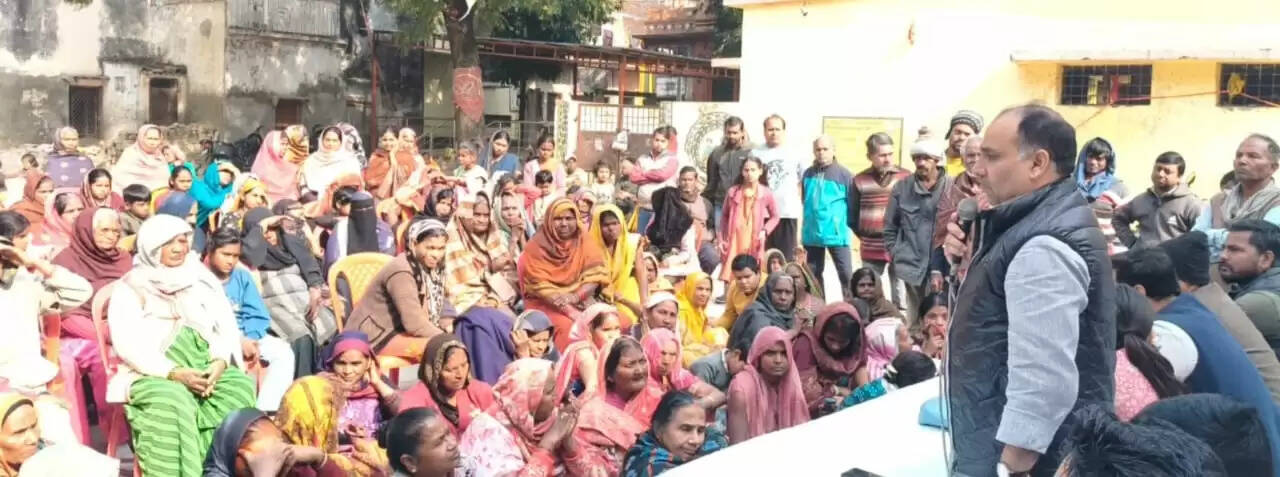 कांग्रेस ने मनरेगा बचाओ महासंग्राम जन चौपाल लगाई