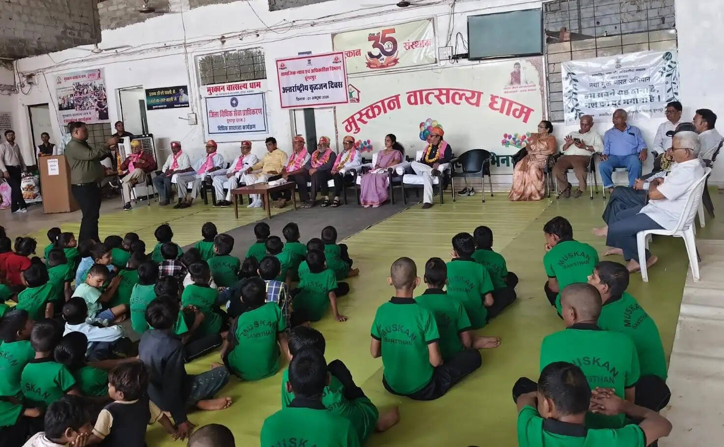 अंतरराष्ट्रीय वृद्धजन दिवस पर 150 से अधिक वरिष्ठ नागरिकों का हुआ अभिनंदन, स्वास्थ्य परीक्षण के साथ बनाए रोडवेज पास