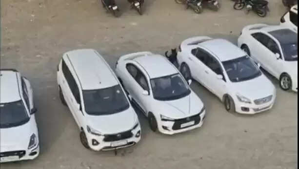 पुलिस ने 6 करोड़ से अधिक के 54 चार पहिया वाहन जब्त किए