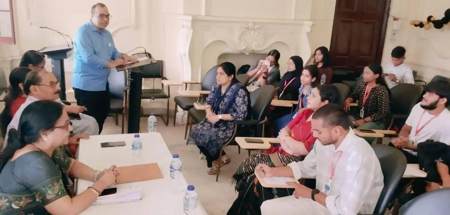 नैतिक पत्रकारिता लोकतंत्र को बनाती है मजबूत : डॉ. आरएन चौरसिया