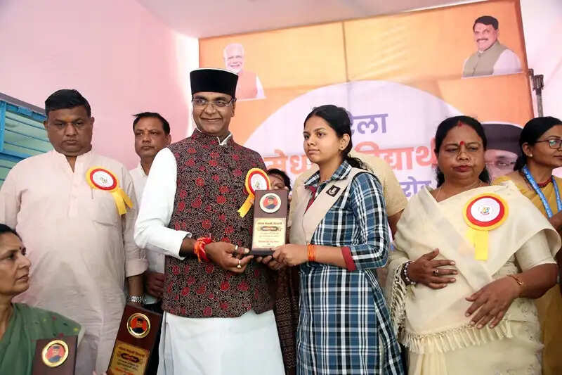 मध्य प्रदेश में शिक्षा के क्षेत्र में निरंतर हो रहा उन्नयन : मंत्री सारंग