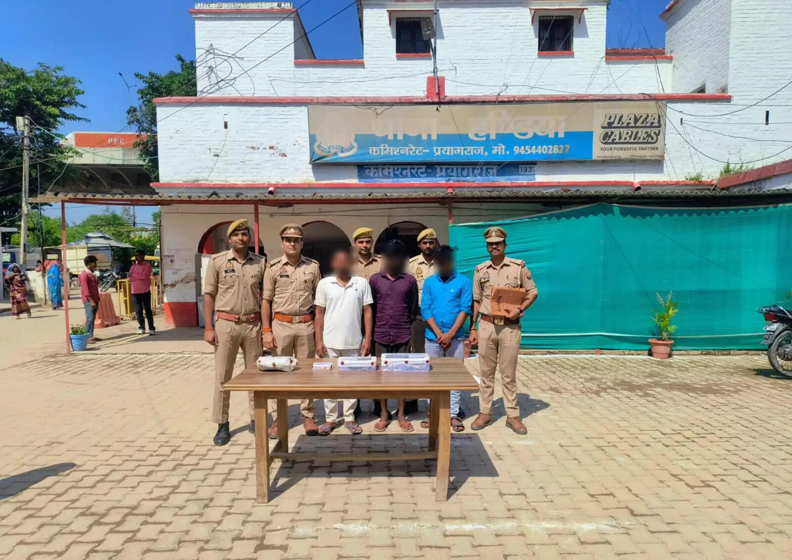 अंतरजनपदीय गिरोह के तीन सदस्य गिरफ्तार, चोरी के आभूषण बरामद