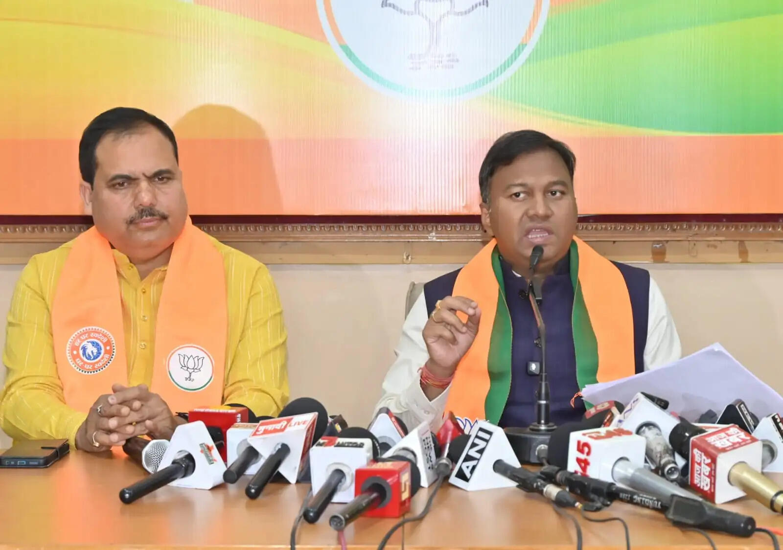 परिवहन सचिव नियमों को दरकिनार कर बने एक दिन के लिए ट्रांसपोर्ट आयुक्त : अजय