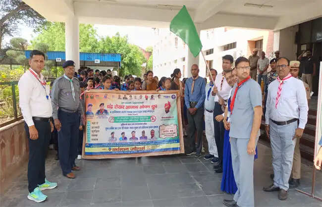 नारनौल में नशे के खिलाफ युवाओं का हुंकार, शहर में निकली विशाल जागरूकता रैली