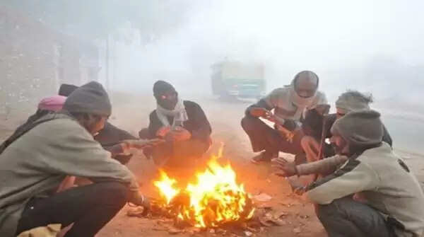 मध्‍य प्रदेश में कड़ाके की ठंड, भोपाल-इंदौर समेत 26 शहरों में 10 से नीचे पारा, अगले दो दिन शीतलहर का अलर्ट