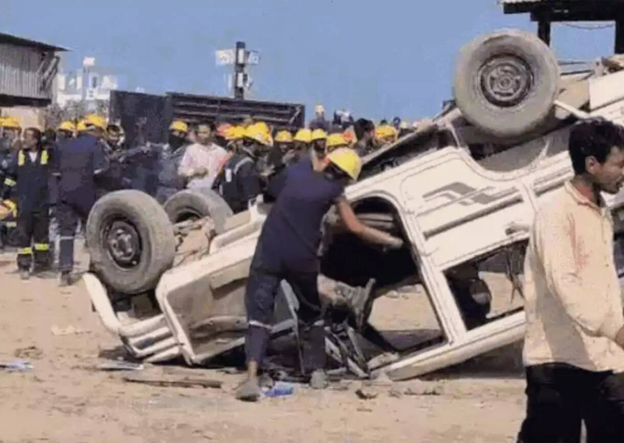 पानीपत: रिफाइनरी में अपनी मांगो को लेकर धरने पर बैठे मजदूरों व सीआईएसएफ में टकराव, लाठीचार्ज