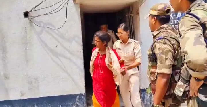 डामरा बीएसयूपी आवास घोटाला, दो हिरासत में