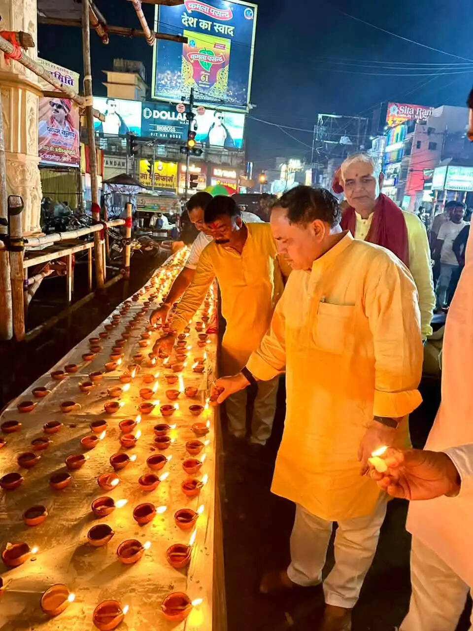 प्रधानमंत्री के जन्मदिन पर प्रदेश भाजपा ने आयोजित किए कई कार्यक्रम, कार्यकर्ताओं ने जलाया आशीर्वाद का दीया