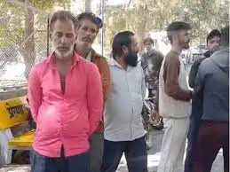 भोपाल में युवक की चाकू मारकर हत्या, शव सड़क किनारे मिला, पुलिस जांच में जुटी