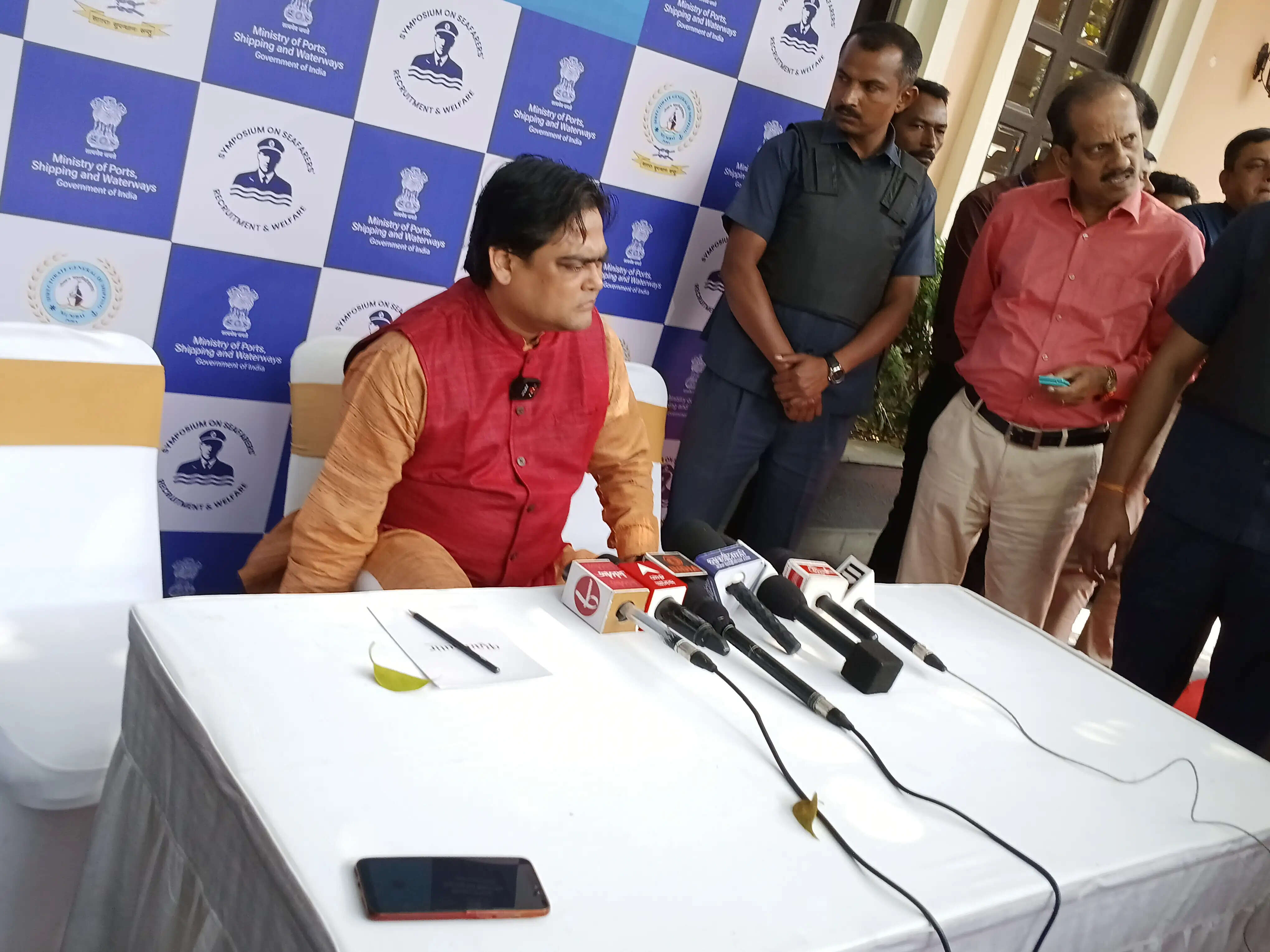 कोलकाता केंद्रित समुद्री ढांचे को मजबूती, गंगा के नीचे सुरंग प्रस्ताव पर जल्द निर्णय : शांतनु ठाकुर