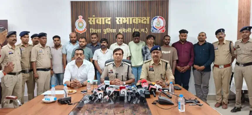 मुंगेली : संपत्ति की लालच में सगे भाई की हत्या, 11 आरोपित गिरफ्तार