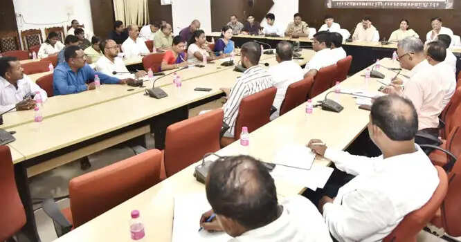 प्रधानमंत्री के 25 वर्षों की सेवा को समर्पित बस्तर में महीने भर चलेंगे जनकल्याणकारी कार्यक्रम