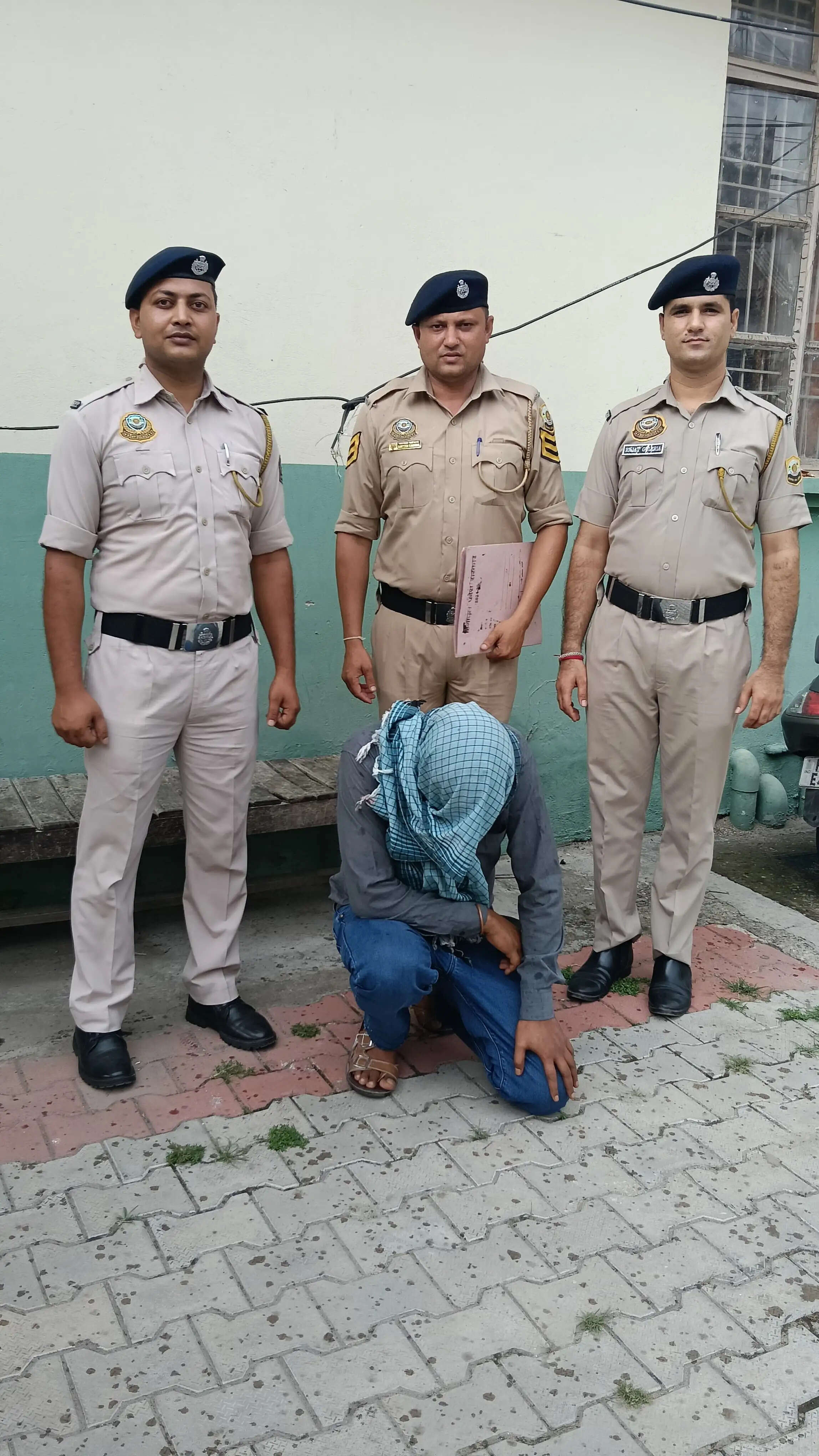 देहरा पुलिस ने पकड़ा उद्घोषित अपराधी, न्यायालय में किया प्रस्तुत
