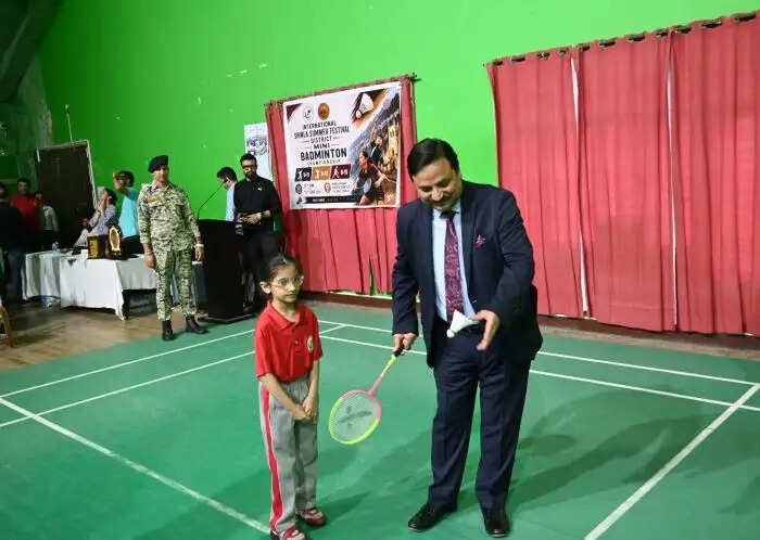 शिमला ग्रीष्मोत्सव के तहत उपायुक्त ने किया जिला मिनी बैडमिंटन चैंपियनशिप का शुभारम्भ