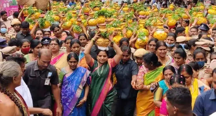हैदराबाद: बोनालू उत्सव 2026 की शुरुआत 16 जुलाई को गोलकोंडा मंदिर से होगी