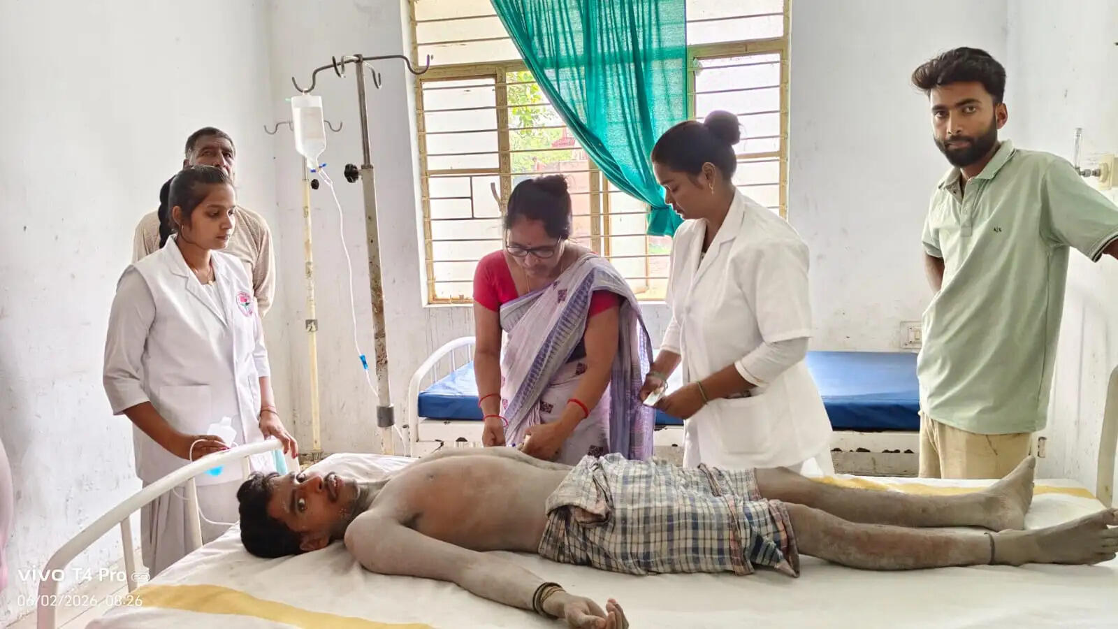 करंट की चपेट में आने से महिला की मौत, बचाने गया युवक गंभीर रूप से घायल