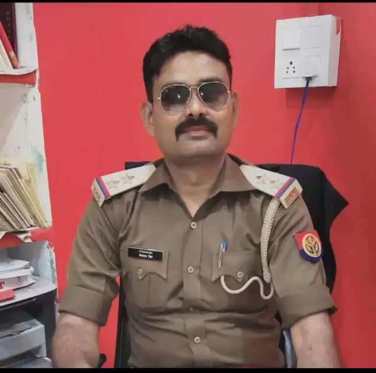 जौनपुर&nbsp;: शादी समारोह से लौट रहे दरोगा की मार्ग दुर्घटना में मौत