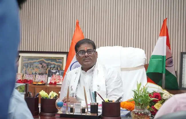 फूहड़-अश्लील गानों पर लगेगी रोक, महिलाओं की सुरक्षा-सांस्कृतिक मूल्यों को मिलेगा बढ़ावा : डॉ. प्रमोद कुमार