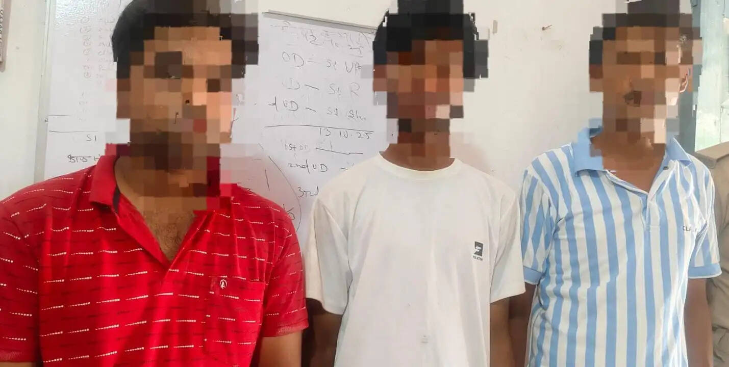 खुर्माबाद में अवैध हथियार तस्करी नेटवर्क का भंडाफोड़, 30 जिंदा कारतूस के साथ तीन गिरफ्तार