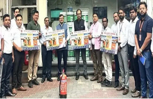 इंडियन ऑयल द्वारा कोलकाता में रिटेल सेफ्टी कैंपेन का आयोजन