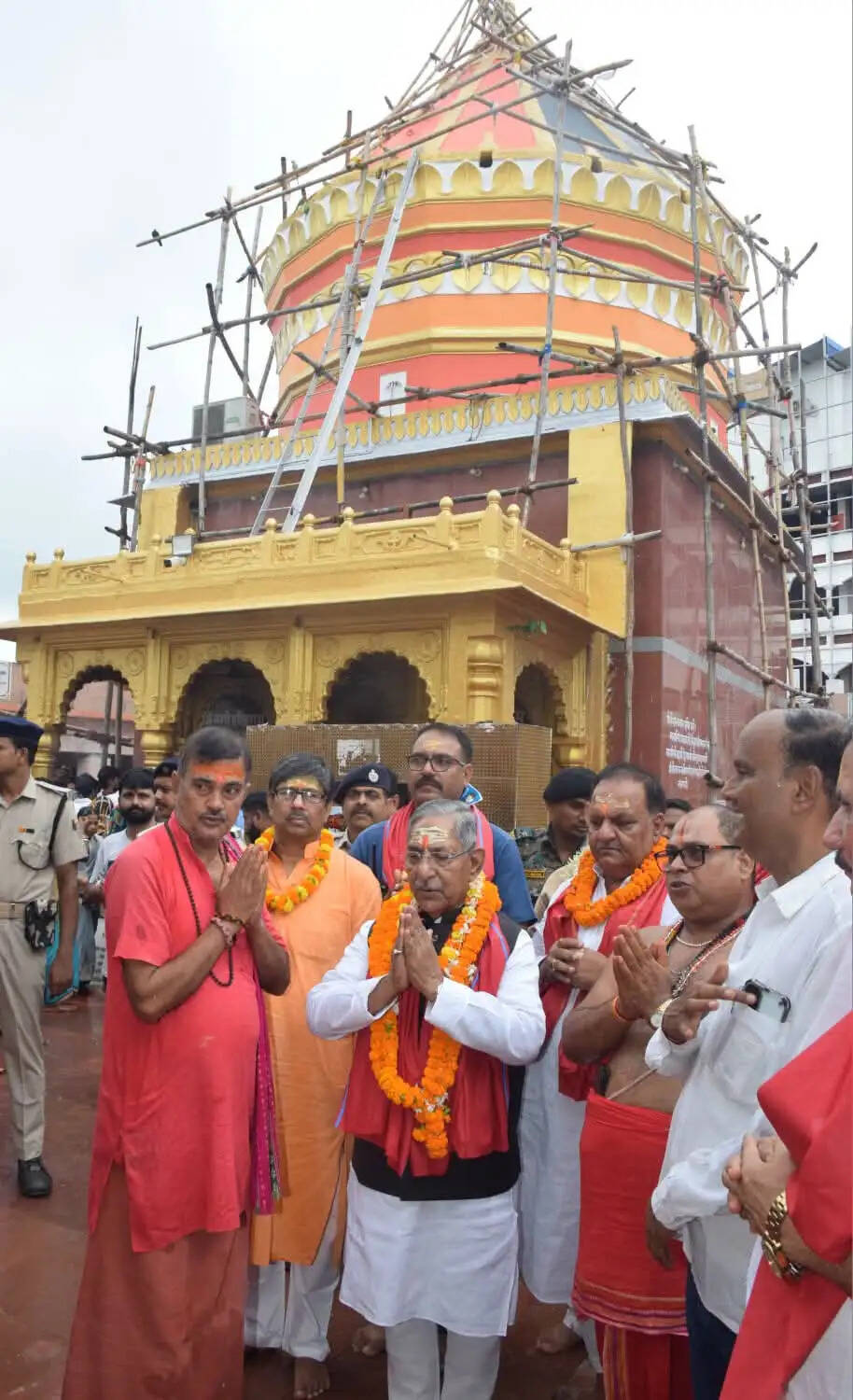 नागालैंड के राज्यपाल नंद किशोर यादव ने बाबा हरिहरनाथ मंदिर में की पूजा-अर्चना