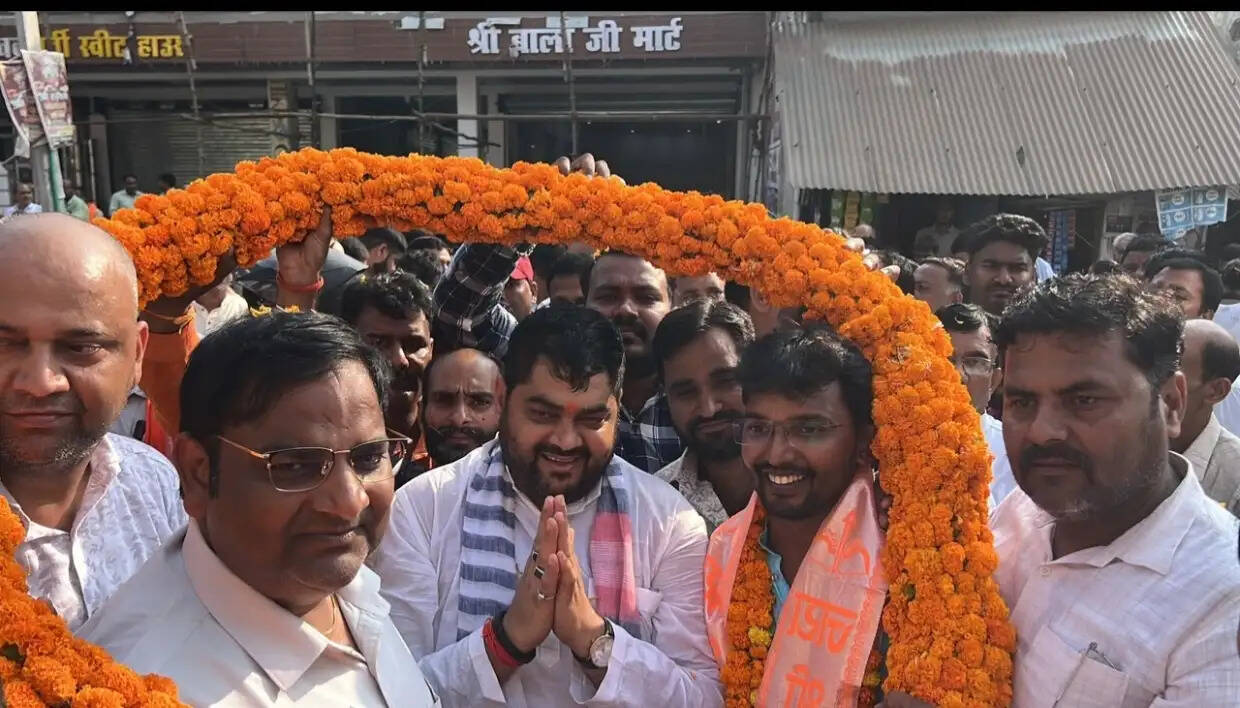 जगह-जगह हुआ मिथिलेश त्रिपाठी का स्वागत
