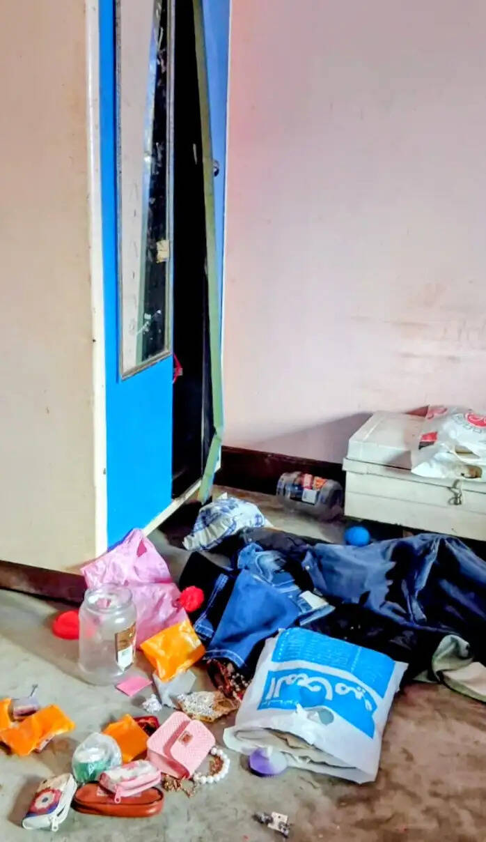 बेटी की शादी से पहले घर में लाखों की चोरी, जेवर-नगदी समेत 20 लाख की संपत्ति की चोरी