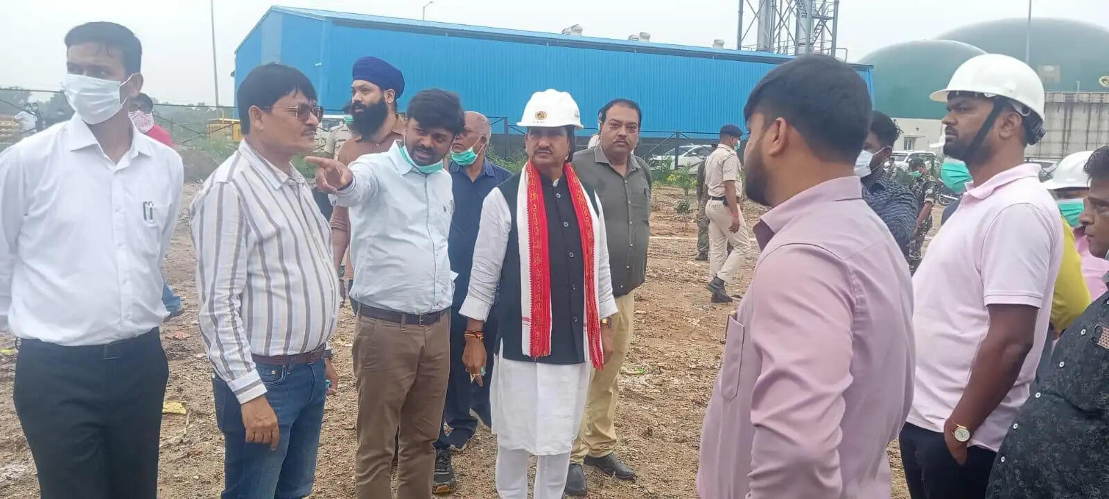 केंद्रीय मंत्री ने किया झिरी डंपिंग यार्ड में बन रहे बायो गैस प्लांट का निरीक्षण