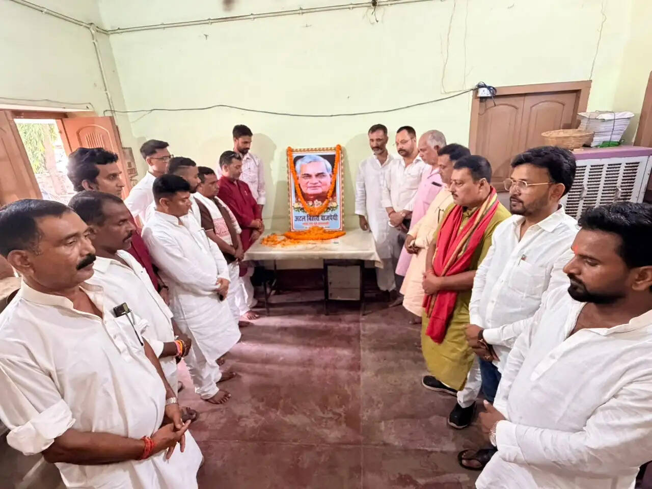 सारण में पूर्व पीएम अटल बिहारी वाजपेयी की पुण्यतिथि पर श्रद्धांजलि सभा का हुआ आयोजन
